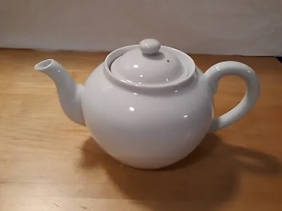 Buy Solid White Porcelain Tea Pot With Lid • 11.05£