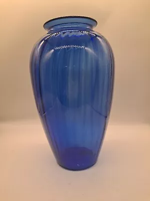 Buy Blue Beautiful Glass Vase • 9.59£