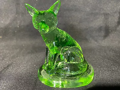 Buy Green Vaseline Art Glass Sly Fox Glow Neon Forest Animal / Uranium Yellow Oxide • 55.98£