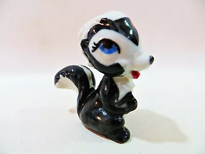 Buy Wade Porcelain Disney Hatbox 'flower - Skunk, Bambi Film'. Perfect. Vintage • 9.99£