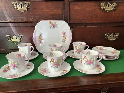 Buy Shelley Davis Tulip Pattern Tea Set 6 Trios Cake Plate  • 199£