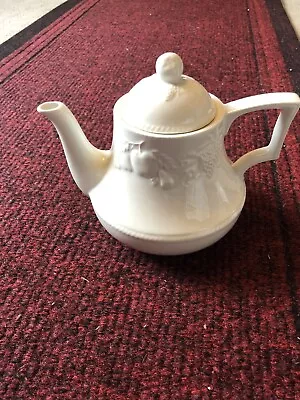 Buy Bhs Lincoln Tea Pot • 9.99£