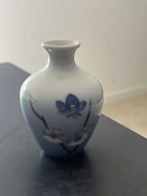 Buy Royal Copenhagen Bud Vase. Butterfly & Blossom. • 25£