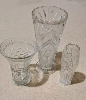 Buy Crystal Glass Vases • 7.50£