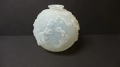 Buy Authentic R. LALIQUE Opalescent DRUIDE Vase, C. 1924  • 1,763.44£