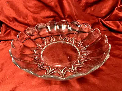 Buy New Martinsville Janice Shallow Flared Bowl • 11.53£