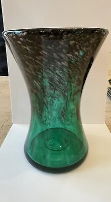 Buy Scottish Vasart Strathearn Art Glass Vase • 140£