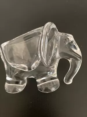 Buy Crystal Glass Elephant Dish, Verrerie-cristallerie De Vannes-le-Châtel, French. • 8.50£