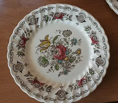 Buy MYOTTS Bouquet Dinner Plates X 5, One Has Small Chip See PHOTOS • 35£