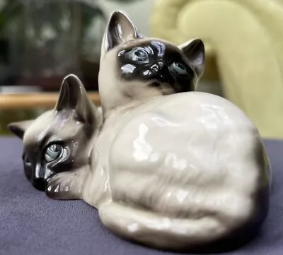 Buy Beswick - Siamese Kittens / Cats Figurine - Blue Eyes - Model Number 1296 • 8.31£