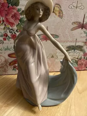 Buy Lladro 05663 Lady Figurine Spring Dance  • 40£