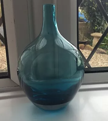 Buy Blue Glass Vase Bud Vase Vintage? Heavy Round Base 20cm Tall • 14.99£