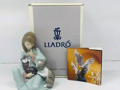 Buy Lladro Figurine #5640 Cat Nap, Girl Holding Sleeping Cat With Dog With Box • 112.82£