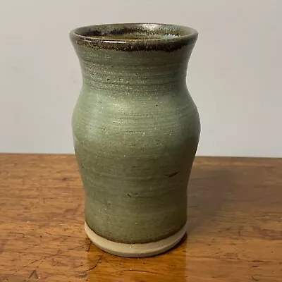 Buy Studio Pottery Green Vase JB Marris Ravenshead Pottery • 10.99£