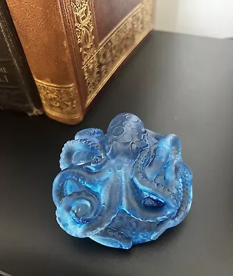 Buy Nib Robin Lehman Blue Octopus Art Glass Fossil Paperweight • 33.14£
