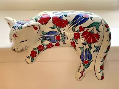 Buy Large Sleeping Cat On Shelf, Hand Painted Floral Design By Hazlehurst Ceramics • 14.99£