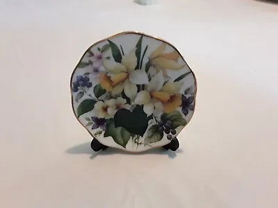 Buy Small Plate With Yellow Daffodils Flowers Fine Bone China Made In England  • 3£