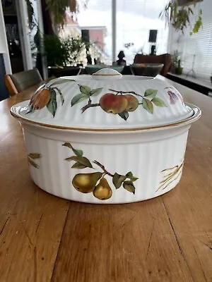 Buy Royal Worcester Evesham Gold Casserole Pot With Lid - Oven To Table Ware • 19.99£