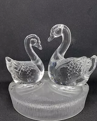 Buy RCR Royal Crystal Rock Italian Crystal Glass Swan & Cygnet Ornament Figurine  • 10£