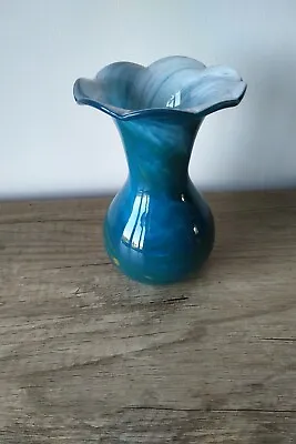 Buy ALUM BAY Isle Of Wight Art Glass Vase • 15£