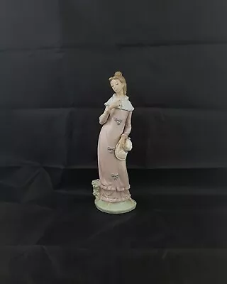 Buy Lladro Nao Figurine Lady With Fan Model No. 219  - Restored & Fan Missing • 28£