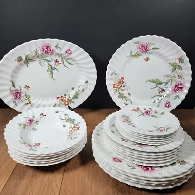Buy Vintage 1941-1961 Royal Doulton CLOVELLY Pattern Dinner Set - Plates & Bowls  • 79.99£