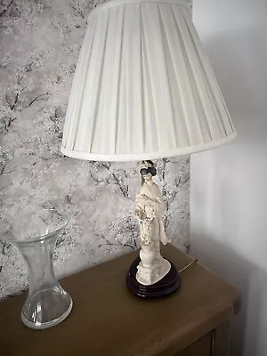 Buy Lladro Nao Lamp • 5£