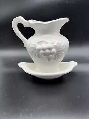 Buy Wall Pocket White Pitcher And Basin With Grapes • 11.58£
