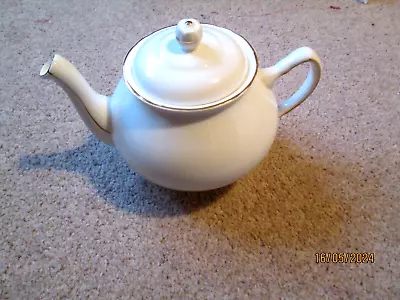 Buy Duchess 1 & 1/4 Pt Tea Pot • 10£