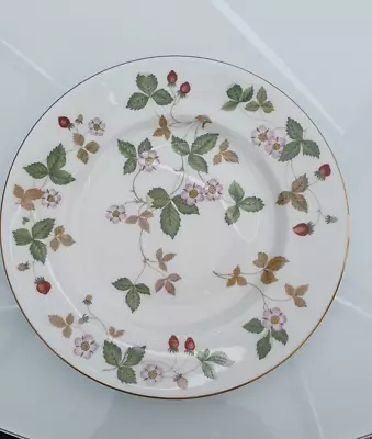 Buy Wedgwood Bone China, Wild Strawberry Pattern Side Plate • 8£