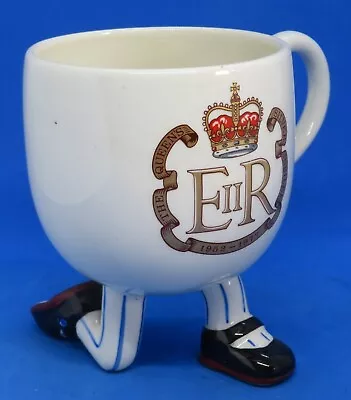 Buy . Carlton Walking Ware Silver Jubilee Royal Commemorative Teacup / Tea Cup • 45£