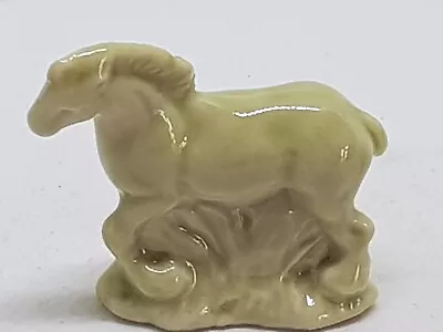 Buy Wade Whimsies Colourway's Rare Pale Green Horse • 3£