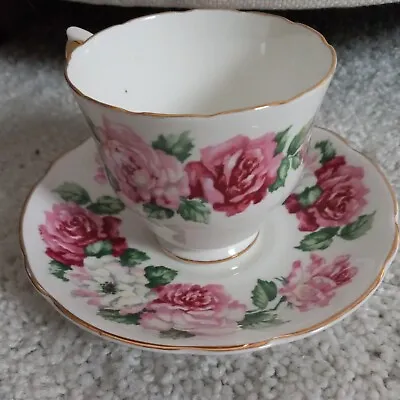 Buy VTG - Crown Staffordshire - Tea Cup And Saucer - Fine Bone China Made In England • 14.20£