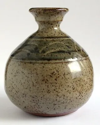 Buy St Agnes Cornwall Small Globular Pottery Vase • 10.99£