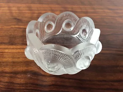 Buy Lalique Small Bowl With Roundels & Wavy Edge  Known As  Gao  Design. • 125£
