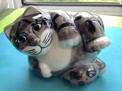 Buy Quail Ceramics Cat Figure Dave Grey/black Curled Sleeping Cat • 10£