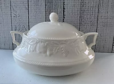 Buy Barratts Bhs Lincoln White Large Lidded Tureen Serving Dish • 30£