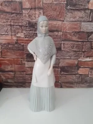 Buy Miguel Reguena Spanish Porcelain Lady Lladro Style • 30£