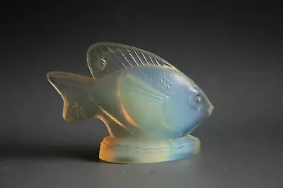 Buy Art Deco Opalescent Glass Fish Figurine - Possibly Sabino • 46.74£