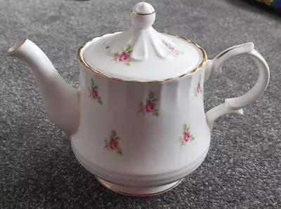 Buy Queensway Fine Bone China Teapot • 4.50£