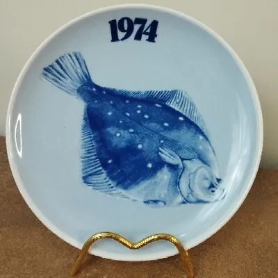 Buy Vintage 1974, Tove Svendsen, Danish 'Fish' Decorative Plate, Plaice 19.5cm • 8.95£
