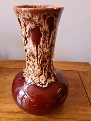 Buy Honeycomb Melba Ware  23 Cms High Vase • 14.99£