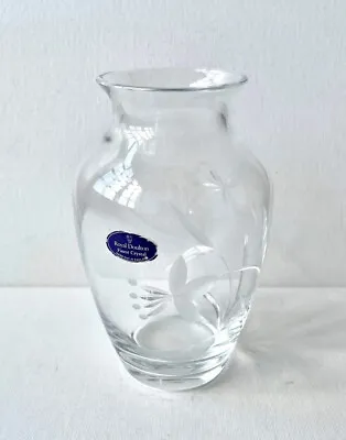 Buy Royal Doulton Finest Crystal Vase Floral Design Hand Cut In England • 10£