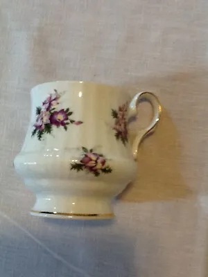 Buy VINTAGE ROYAL WINDSOR FINE BONE CHINA ENGLAND CUP ONLY GOLD PURPLE & GREEN 6223c • 14.40£