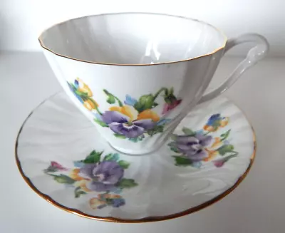Buy QUEEN ANNE CUP & SAUCER SET PATTERN #5340 BONE CHINA MADE IN ENGLAND Set #57 • 4.73£