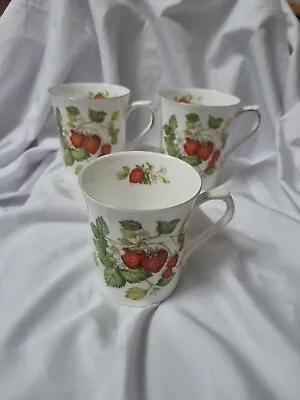 Buy Queens Ringtons Virginia Strawberry Coffee Cups X 3  • 18£