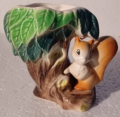 Buy Withernsea Pottery - Eastgate Fauna Number 26 - Tree Trunk With Squirrel Vase • 4.99£