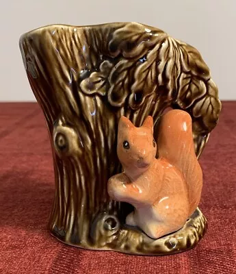 Buy Small Sylvac Vase 4233, Red Squirrel On Oak Tree Stump 11cm Tall  • 3.50£