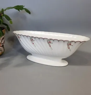 Buy Wedgewood Pink Garland Decorative Mantle Vase Medium Excellent Condition • 19.08£