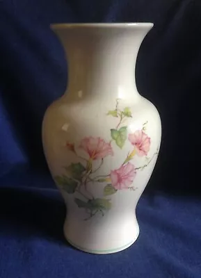 Buy Sadler.  A Fine Vase. Floral. • 5£